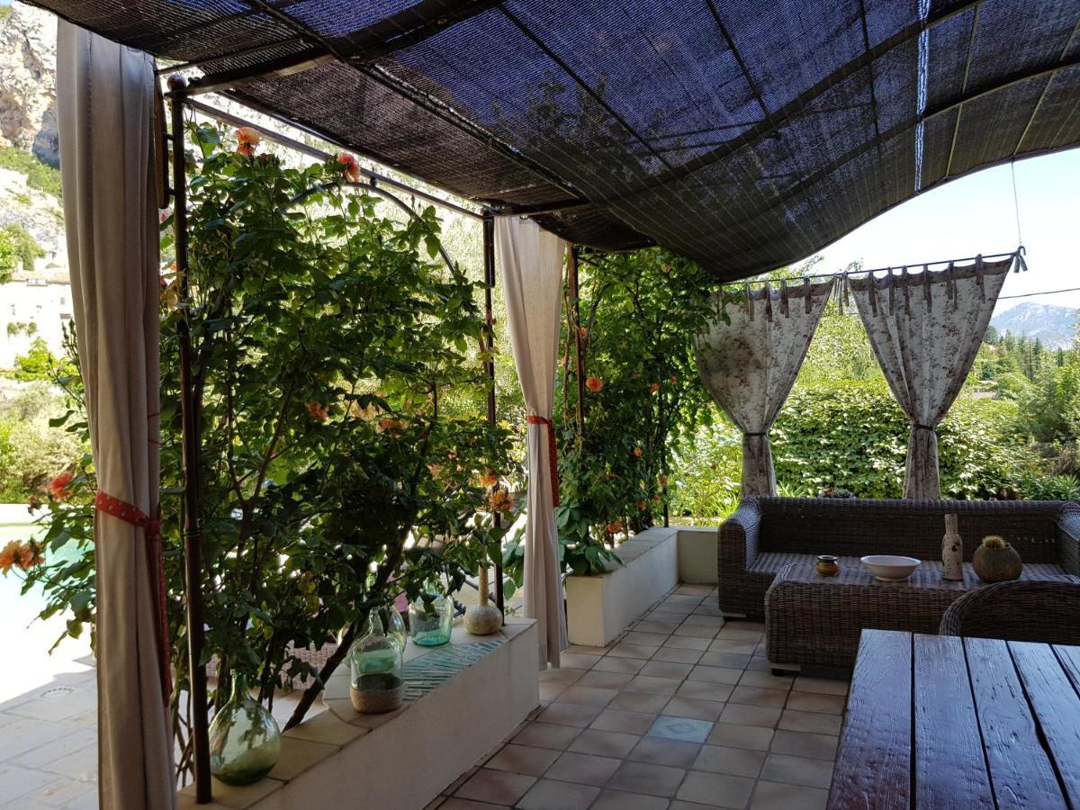 Bed and Breakfast Bastide Des Oliviers Moustiers-Sainte-Marie Exteriér fotografie